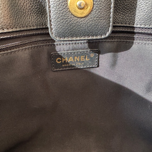 COPY - Chanel Black Cerf Executive Tote - Picture 6 of 10